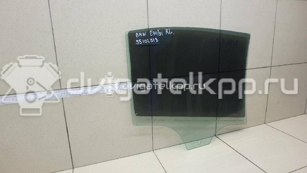 Фото Стекло двери задней левой  51347060267 для Bmw 3 {forloop.counter}}
