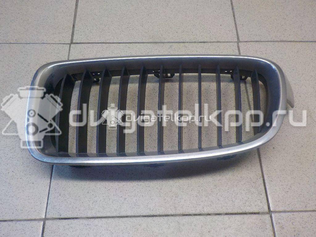 Фото Решетка радиатора левая  51137255411 для Bmw 3 {forloop.counter}}