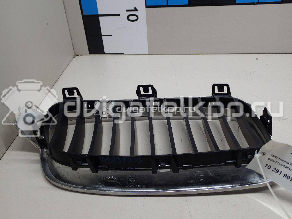 Фото Решетка радиатора левая  51137255411 для Bmw 3 {forloop.counter}}