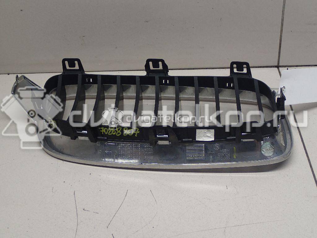 Фото Решетка радиатора левая  51137255411 для Bmw 3 {forloop.counter}}