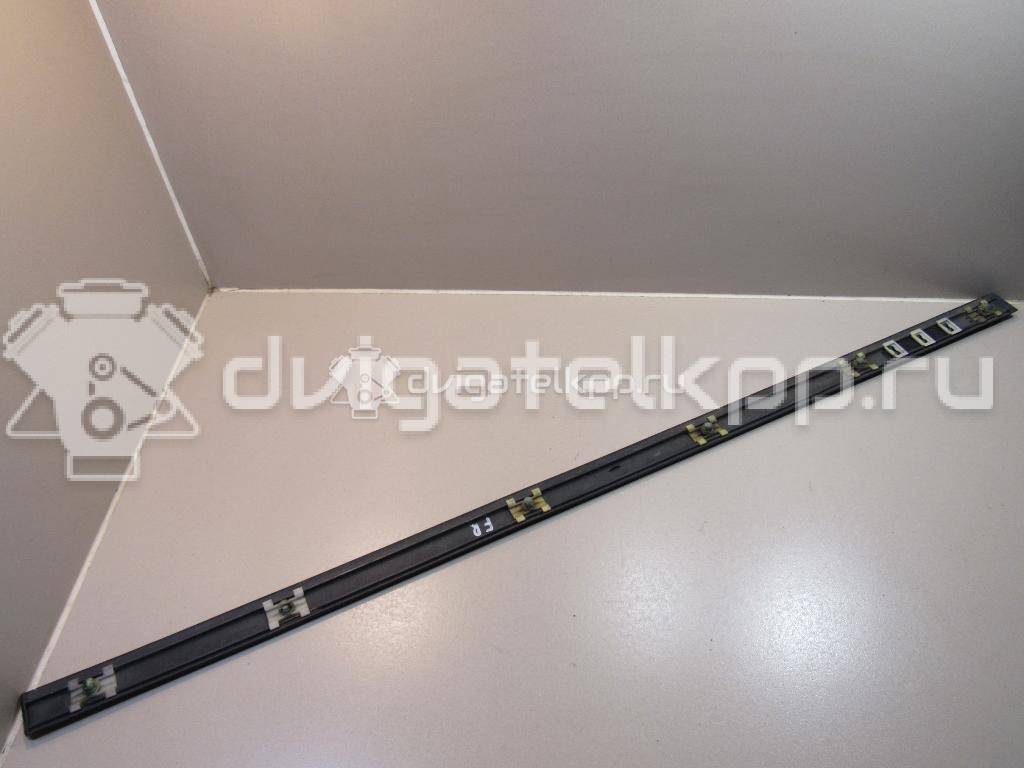 Фото Молдинг передней правой двери  51137036700 для Bmw 5 {forloop.counter}}