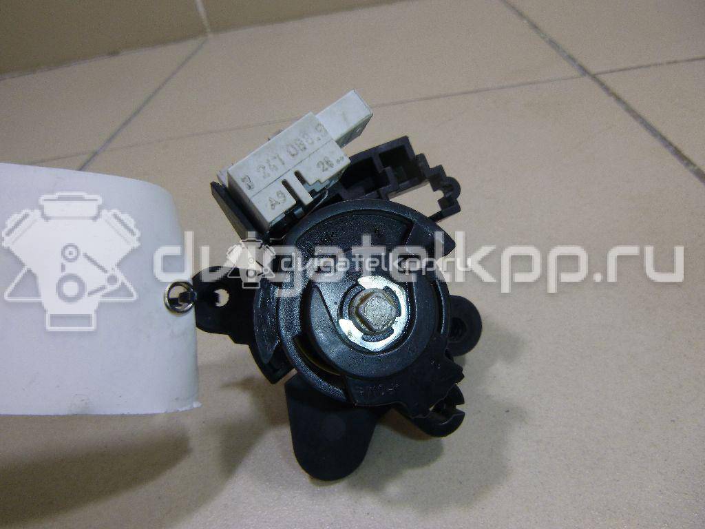 Фото Вставка замка багажника  51247201534 для bmw 5-серия E60/E61 {forloop.counter}}