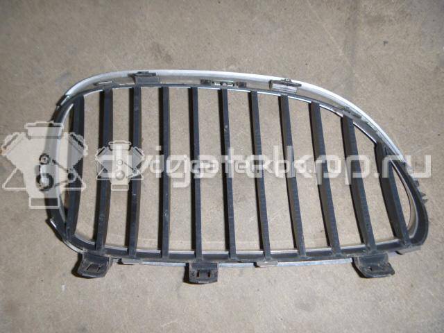 Фото Решетка радиатора левая  51137027061 для Bmw 5 {forloop.counter}}
