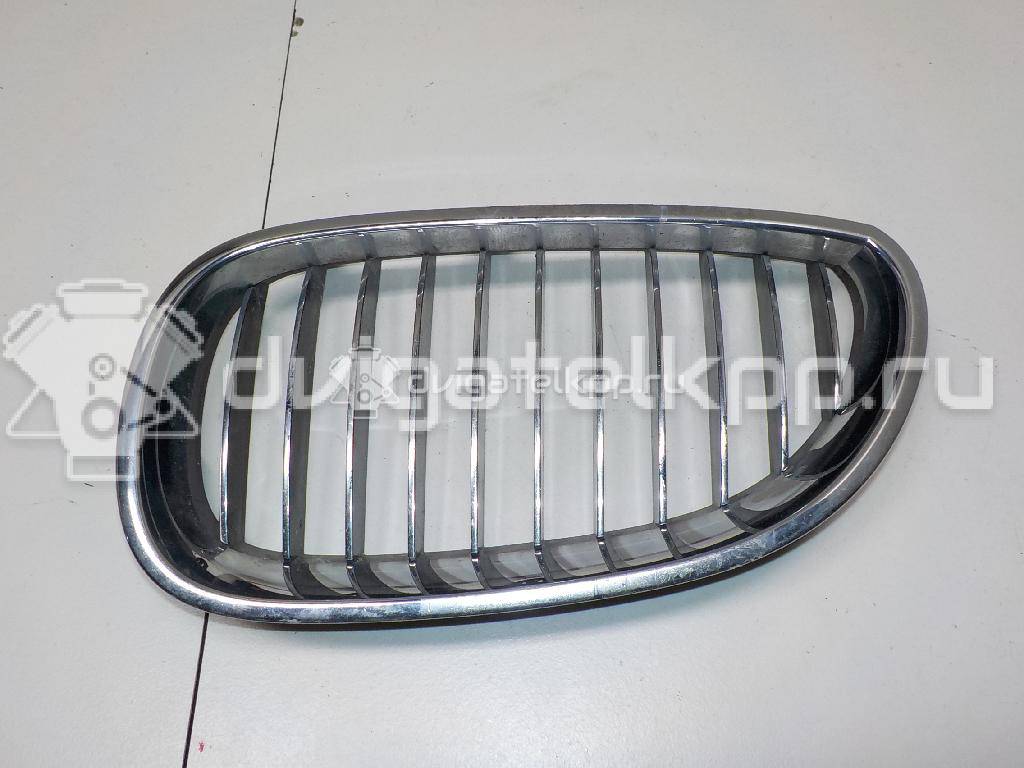 Фото Решетка радиатора левая  51137065701 для Bmw 5 {forloop.counter}}