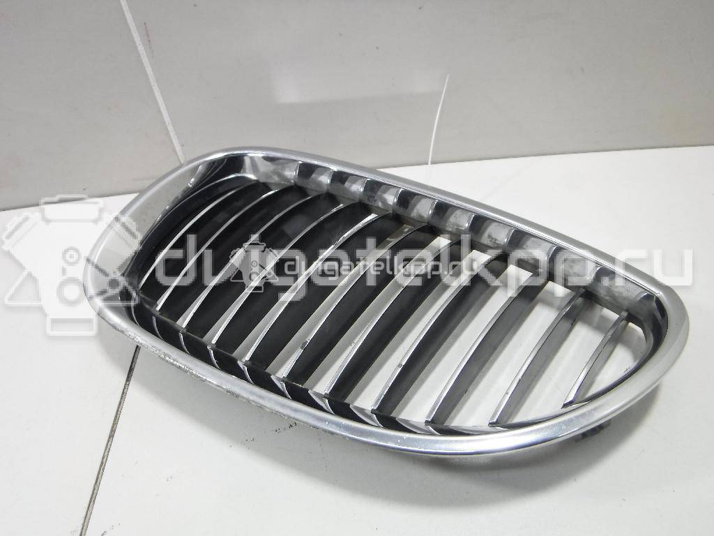 Фото Решетка радиатора левая  51137065701 для Bmw 5 {forloop.counter}}