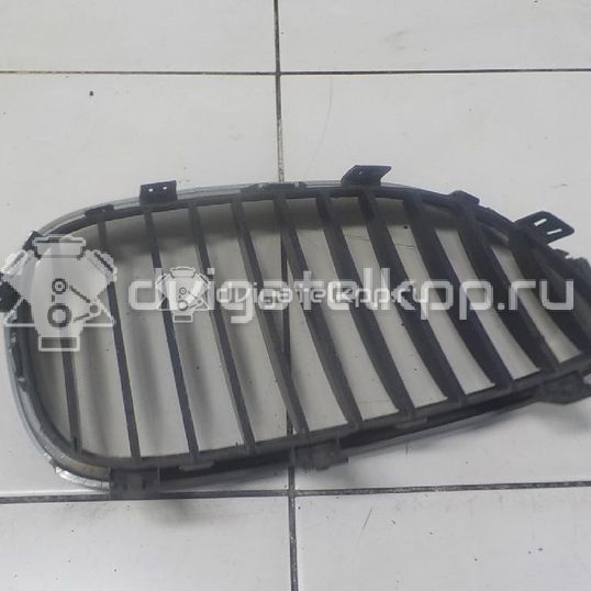 Фото Решетка радиатора левая  51137065701 для Bmw 5
