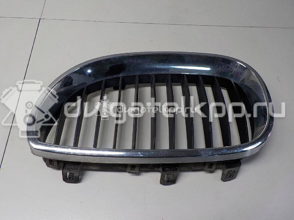 Фото Решетка радиатора левая  51137065701 для Bmw 5 {forloop.counter}}