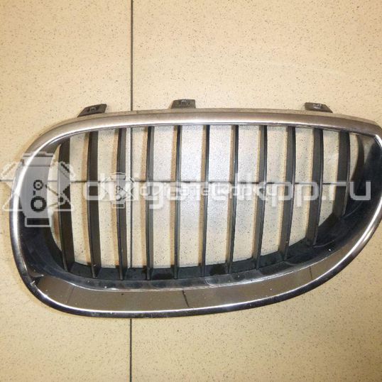 Фото Решетка радиатора левая  51137065701 для Bmw 5