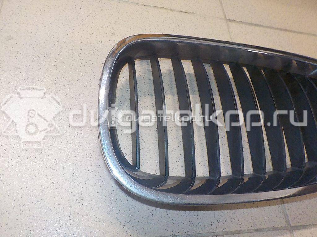 Фото Решетка радиатора левая  51137065701 для Bmw 5 {forloop.counter}}
