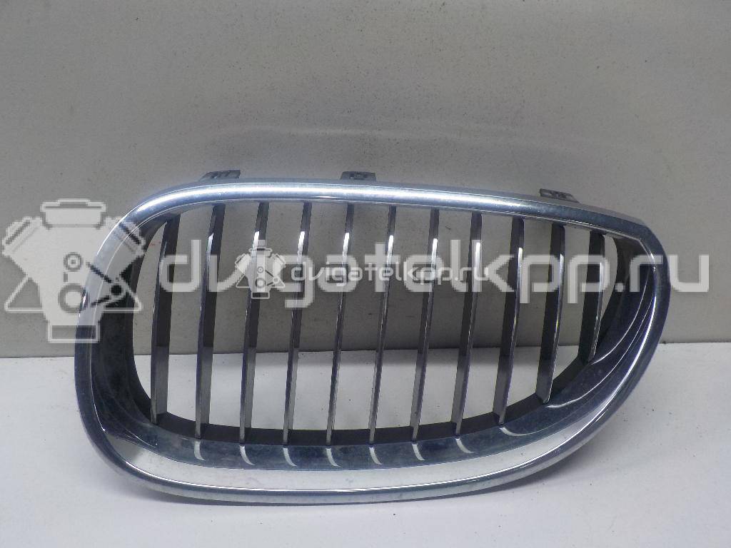 Фото Решетка радиатора левая  51137065701 для Bmw 5 {forloop.counter}}