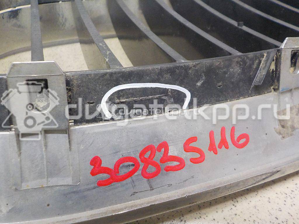 Фото Решетка радиатора правая  51137065702 для Bmw 5 {forloop.counter}}