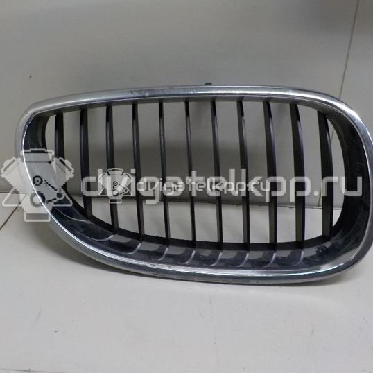 Фото Решетка радиатора правая  51137065702 для Bmw 5