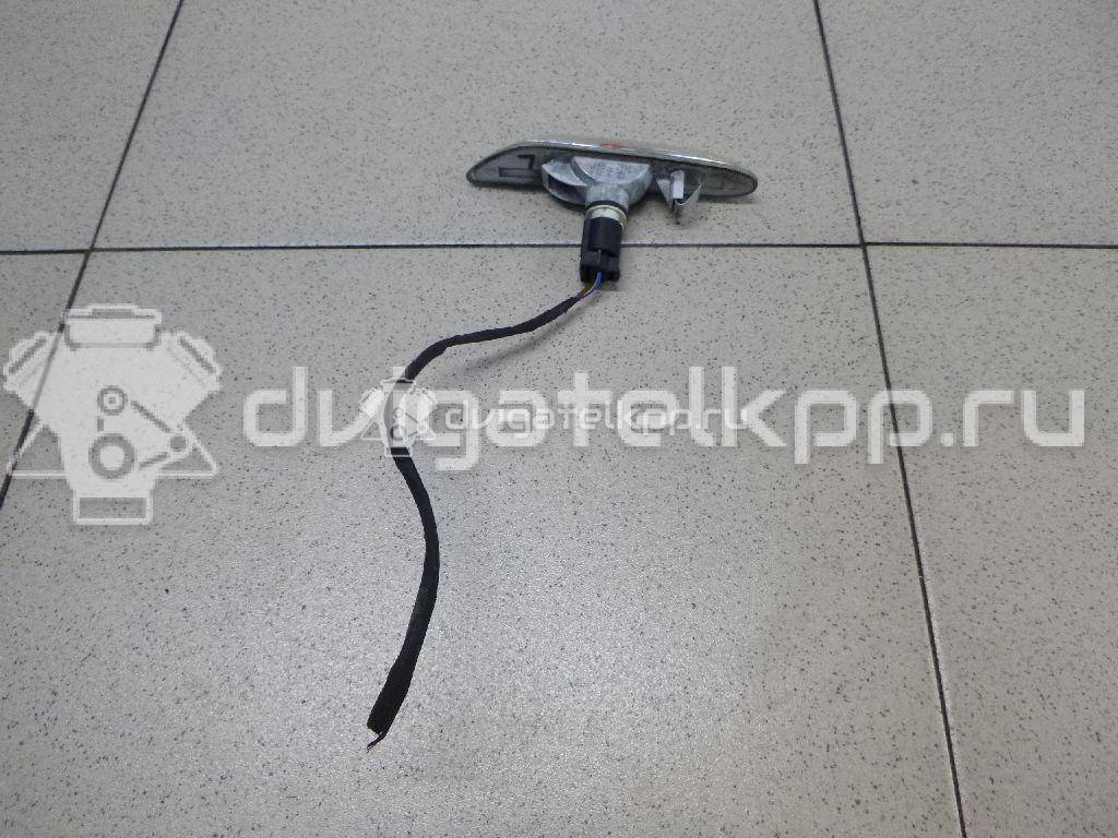 Фото Повторитель на крыло левый белый  63137165741 для Bmw 5 / 1 / 3 {forloop.counter}}