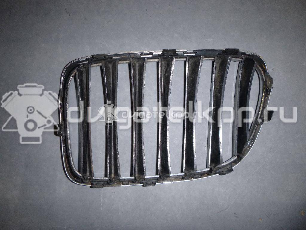 Фото Решетка радиатора правая  51112993306 для Bmw X1 {forloop.counter}}