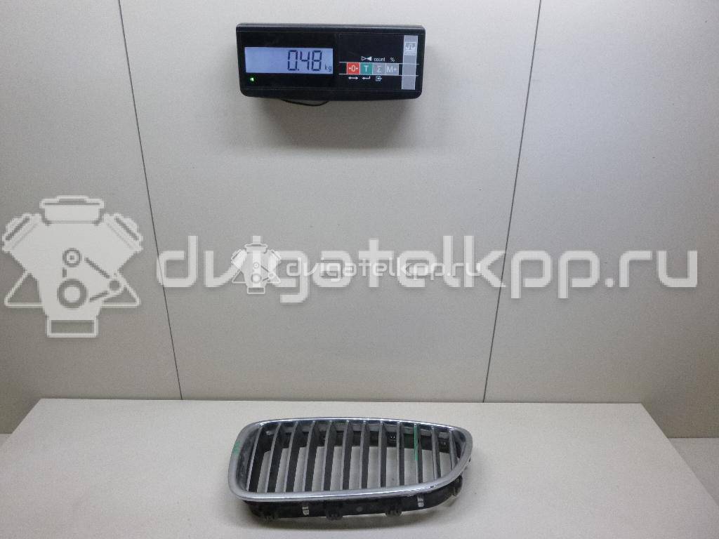 Фото Решетка радиатора левая  51137200727 для Bmw 5 {forloop.counter}}