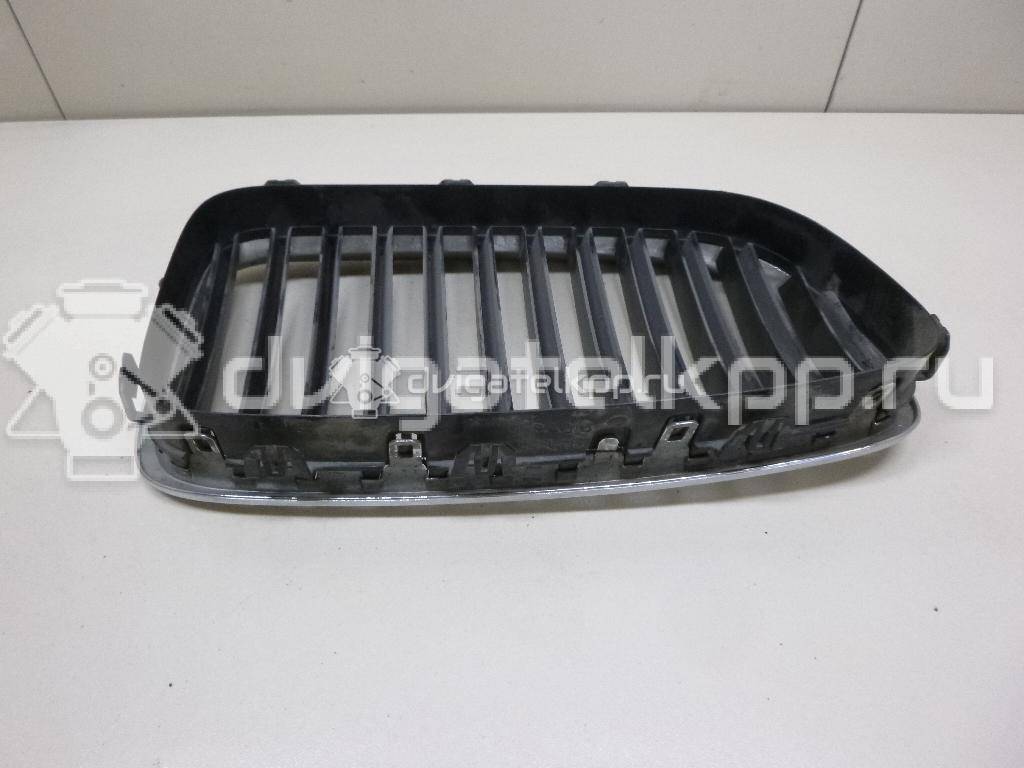 Фото Решетка радиатора левая  51137200727 для Bmw 5 {forloop.counter}}
