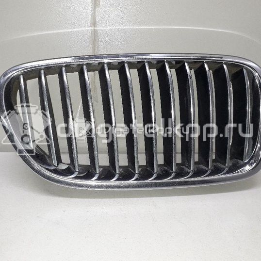 Фото Решетка радиатора правая  51137200728 для Bmw 5