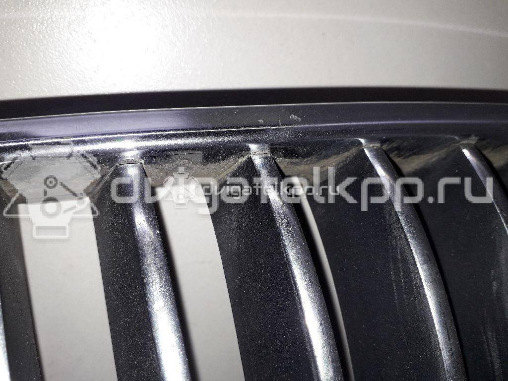 Фото Решетка радиатора правая  51137200728 для Bmw 5 {forloop.counter}}