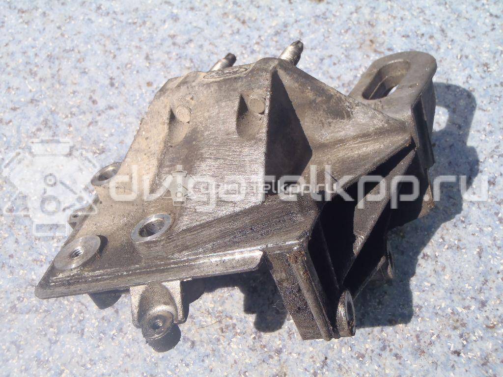 Фото Кронштейн генератора для двигателя BP (DOHC) для Mazda / Ford Australia / Eunos 125-130 л.с 16V 1.8 л бензин {forloop.counter}}