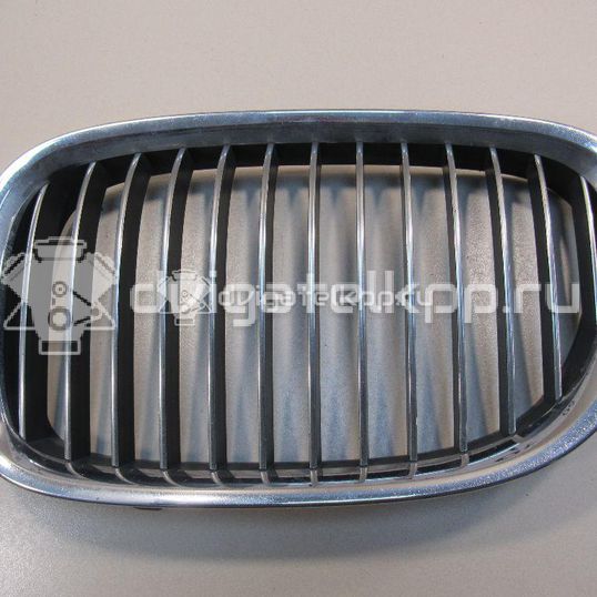 Фото Решетка радиатора левая  51117184151 для Bmw 7