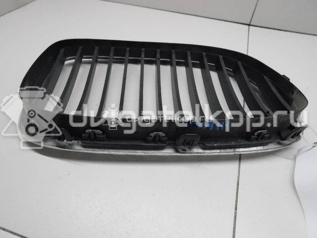 Фото Решетка радиатора левая  51117184151 для Bmw 7 {forloop.counter}}