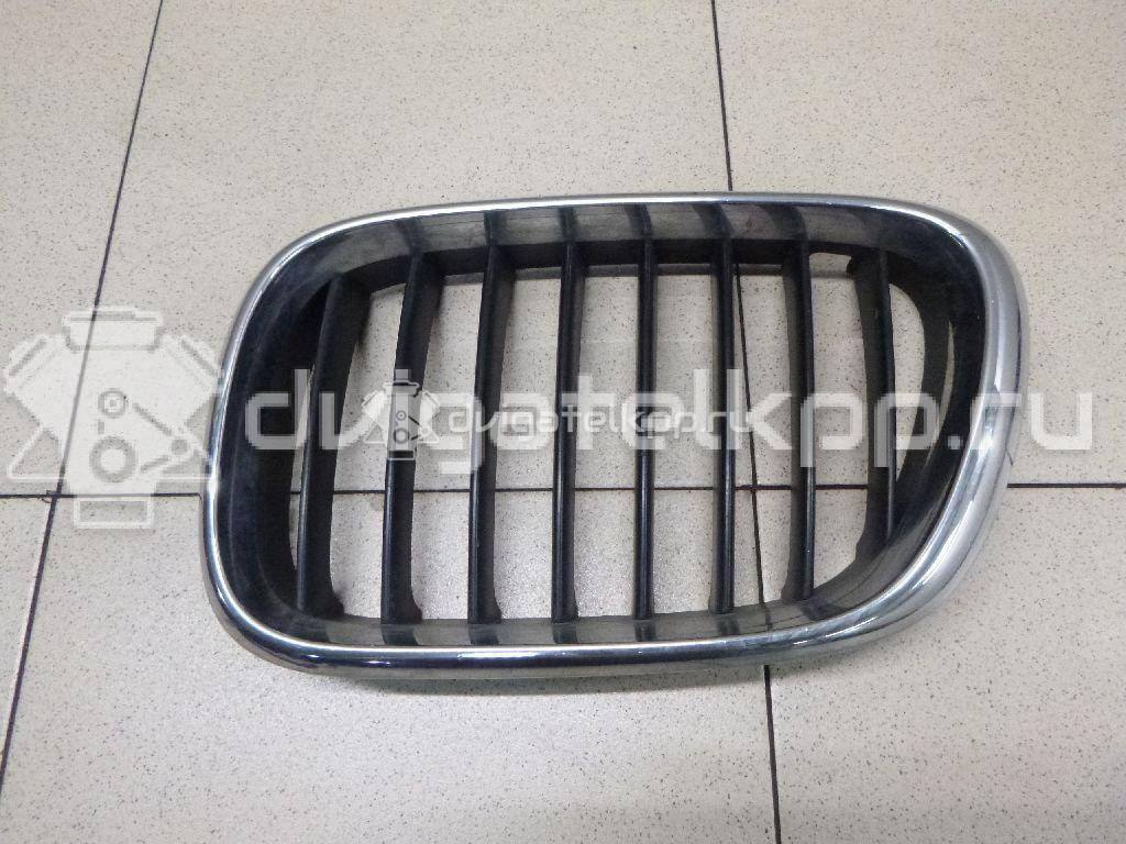 Фото Решетка радиатора левая  51138402645 для Bmw X5 {forloop.counter}}