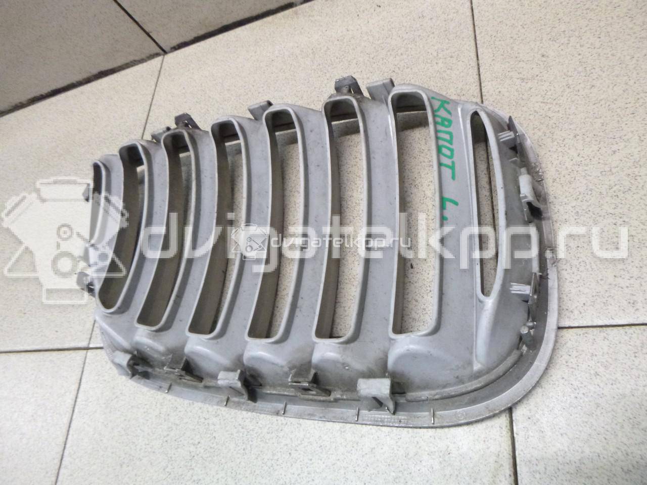 Фото Решетка радиатора левая  51137124815 для Bmw X5 {forloop.counter}}