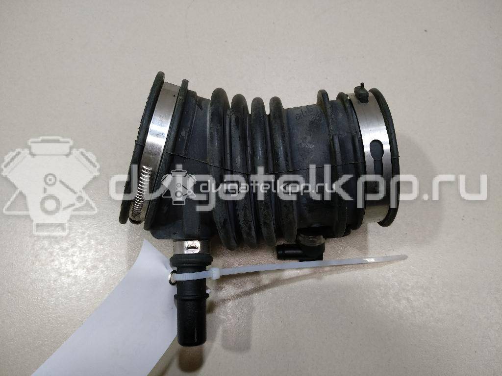 Фото Патрубок воздушного фильтра для двигателя BP (DOHC) для Mazda / Ford Australia / Eunos 103-125 л.с 16V 1.8 л бензин DS739R504BB {forloop.counter}}