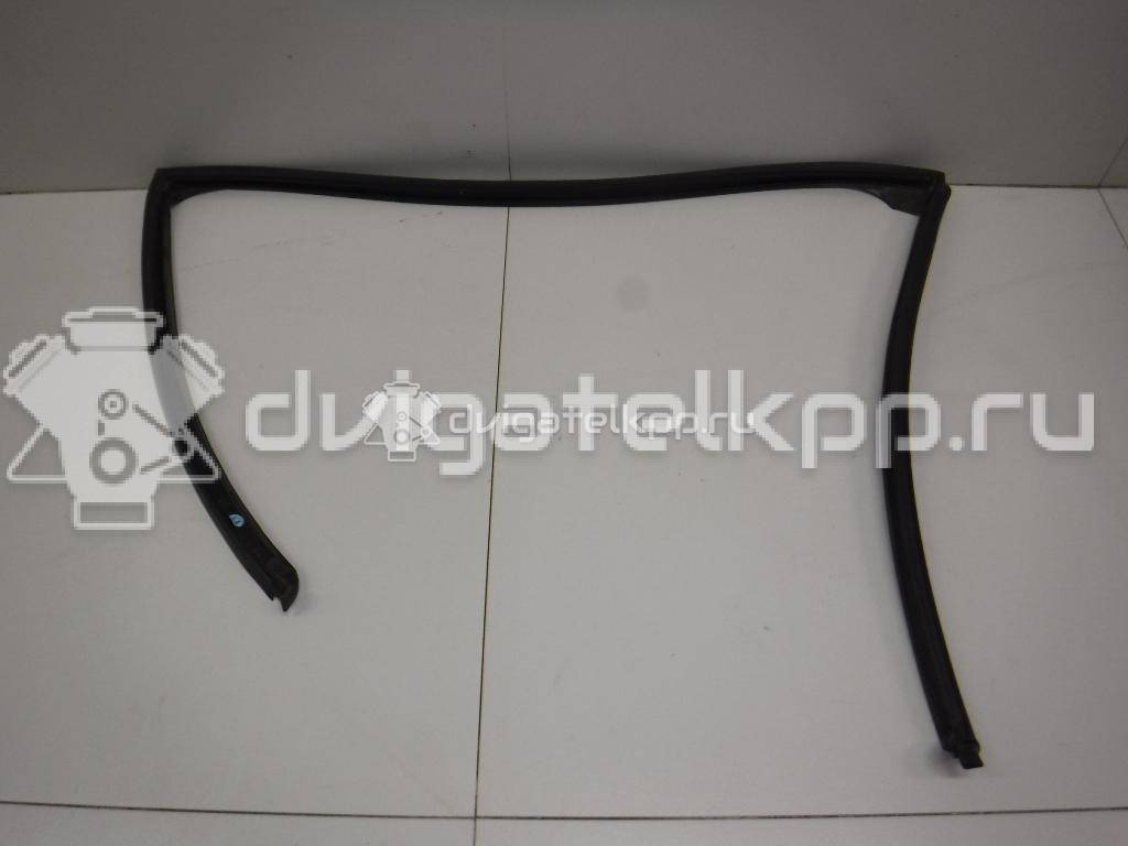 Фото Уплотнитель двери  51767208592 для bmw X5 E70 {forloop.counter}}