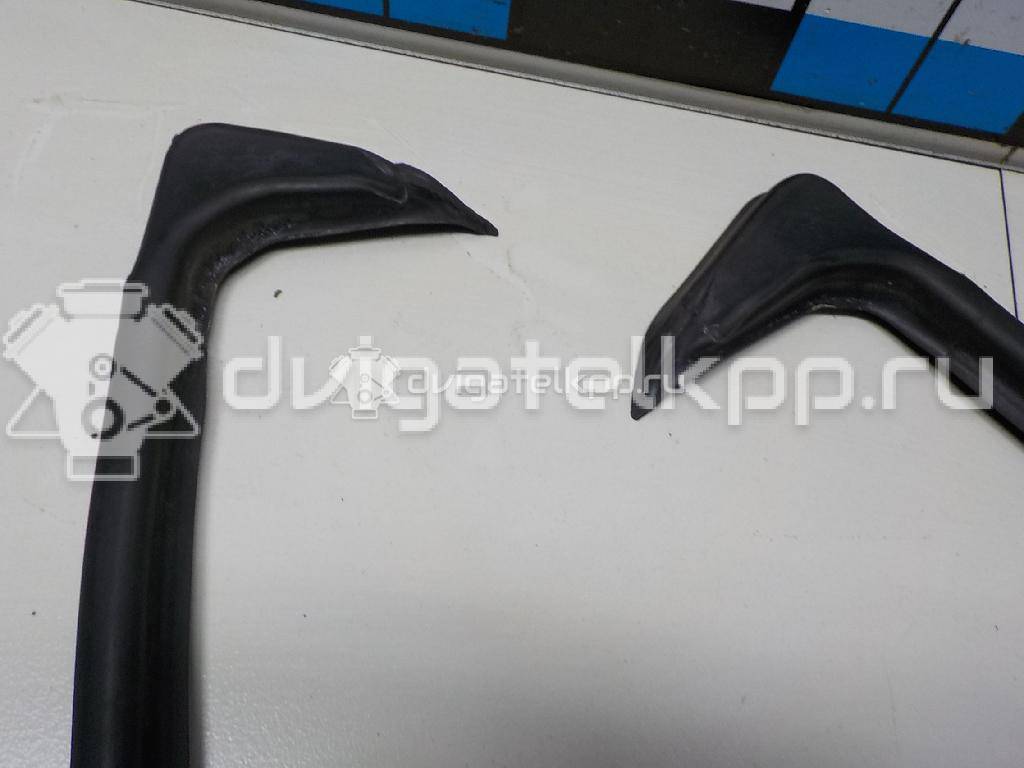 Фото Уплотнитель двери  51767162157 для bmw X5 E70 {forloop.counter}}