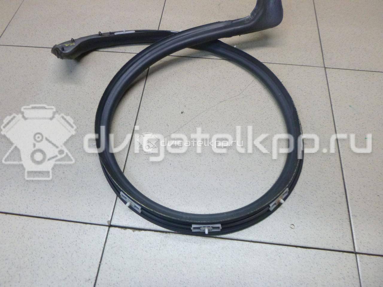 Фото Уплотнитель двери  51767162157 для bmw X5 E70 {forloop.counter}}