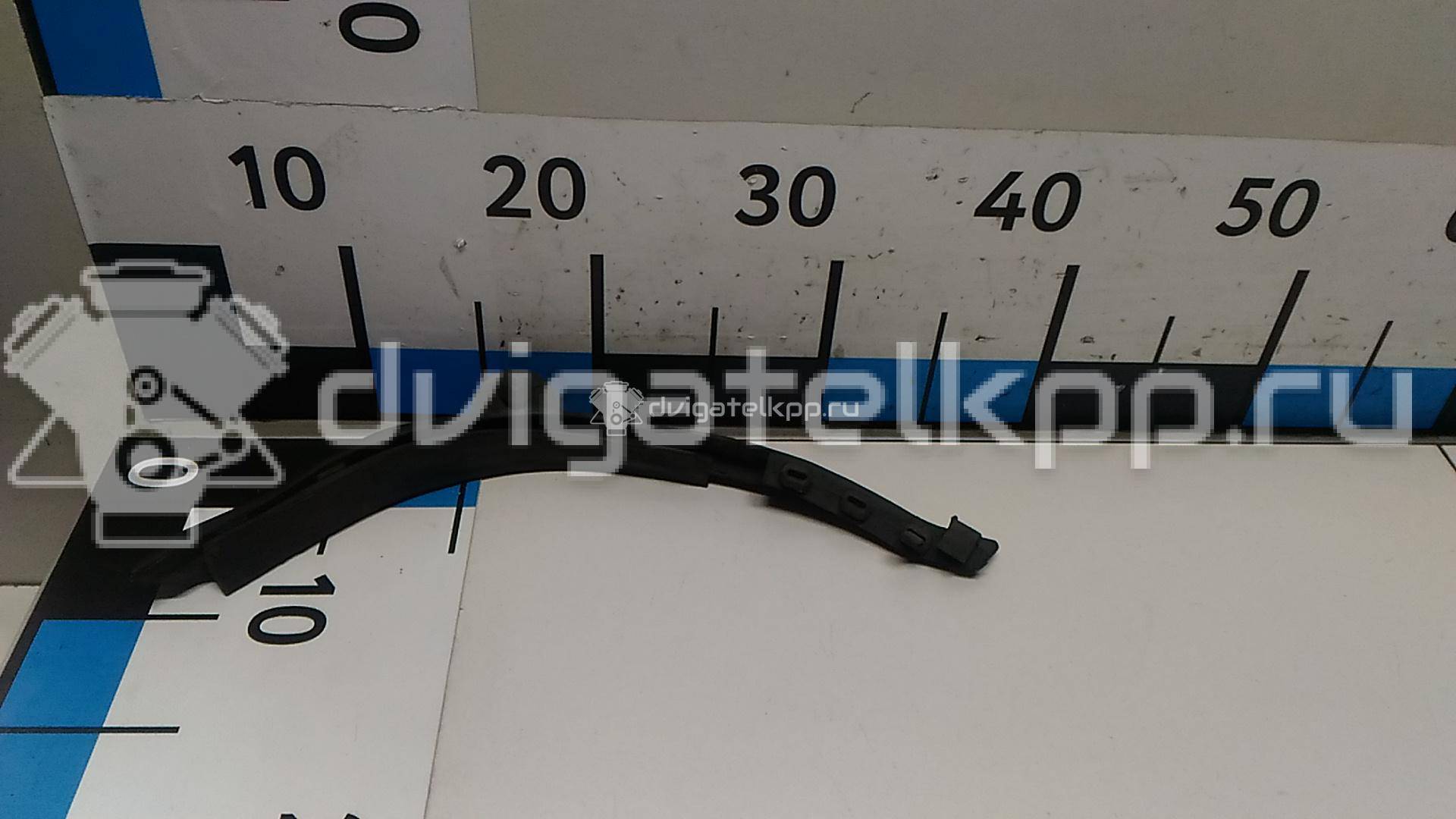 Фото Уплотнитель капота  51767185551 для bmw X5 E70 {forloop.counter}}