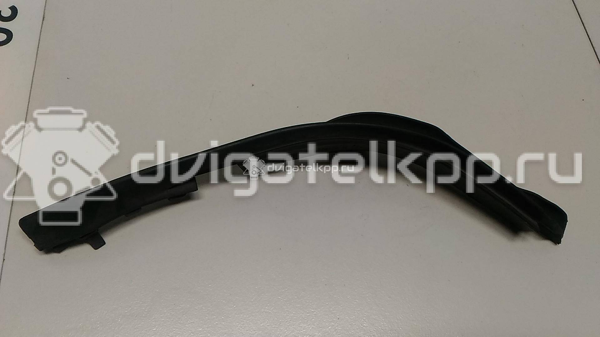 Фото Уплотнитель капота  51767185551 для bmw X5 E70 {forloop.counter}}