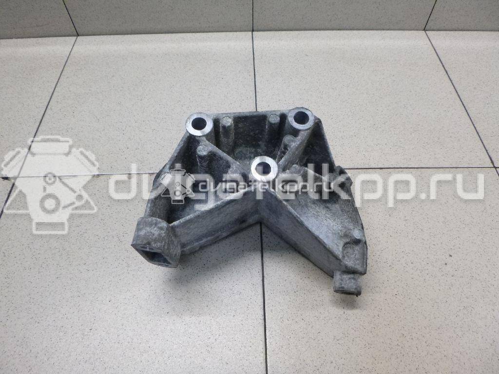 Фото Кронштейн генератора для двигателя WLAT (12 V) для Ford Australia Courier 117 л.с 12V 2.5 л Дизельное топливо 1L5Z10A313BA {forloop.counter}}