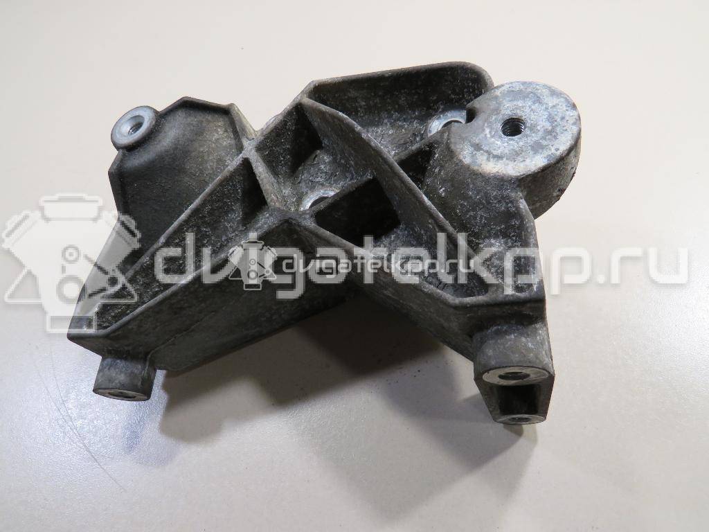 Фото Кронштейн генератора для двигателя WLAT (12 V) для Ford Australia Courier 117 л.с 12V 2.5 л Дизельное топливо 1L5Z10A313BA {forloop.counter}}