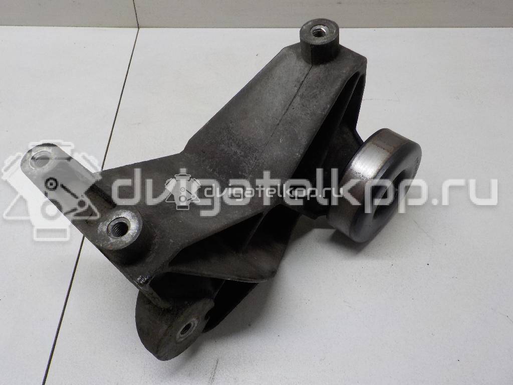 Фото Кронштейн генератора для двигателя WLAT (12 V) для Ford Australia Courier 117 л.с 12V 2.5 л Дизельное топливо 1L5Z10A313BA {forloop.counter}}