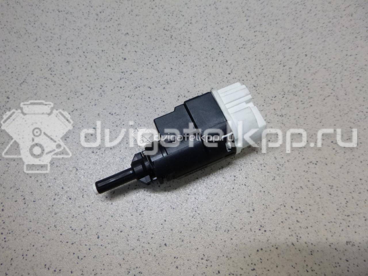Фото Датчик включения стопсигнала  253206170R для vaz Lada Largus {forloop.counter}}