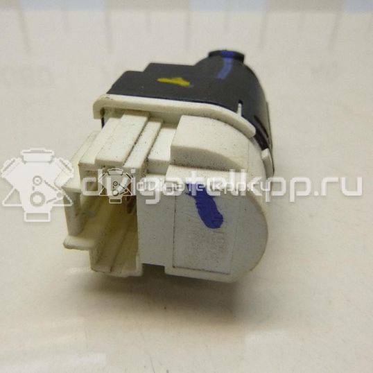 Фото Датчик включения стопсигнала  253206170R для vaz Lada Largus