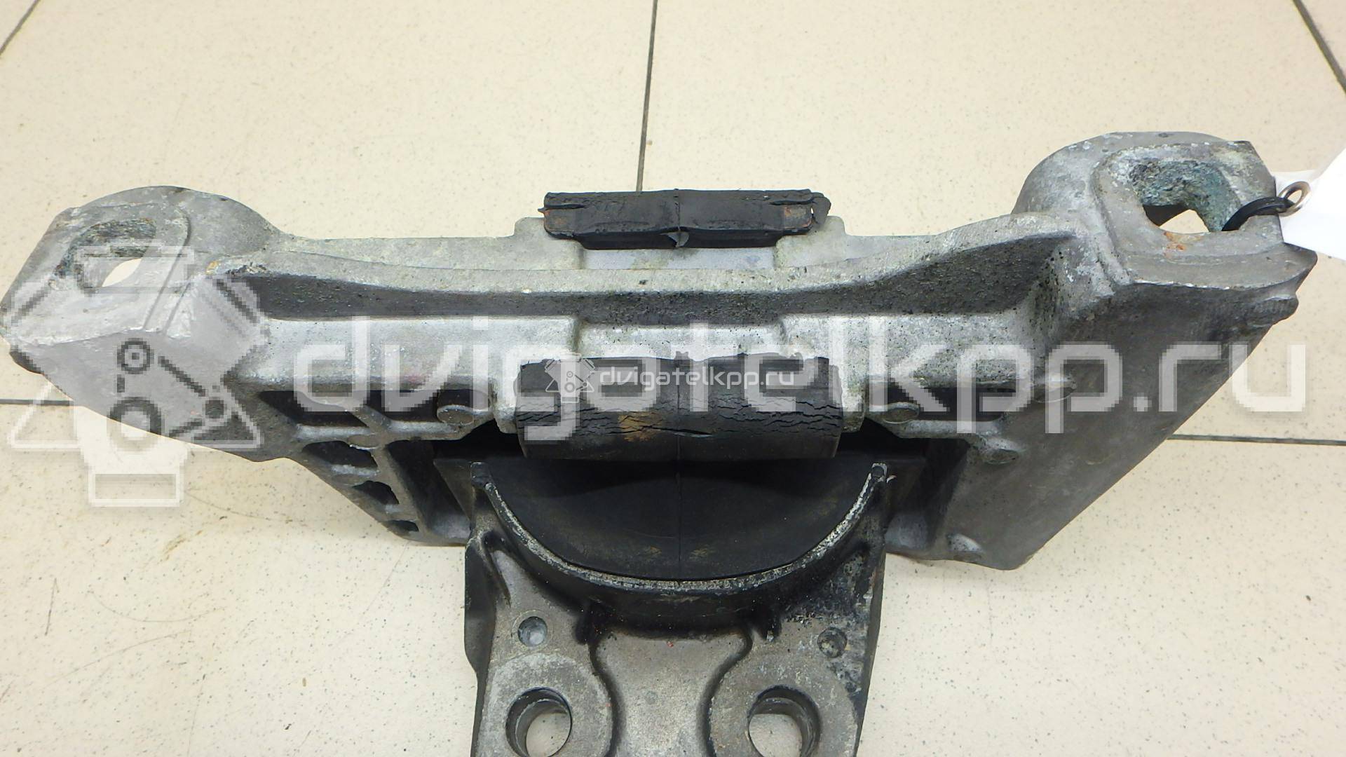 Фото Опора двигателя правая  1677276 для Volvo C30 / V50 Mw / S40 {forloop.counter}}