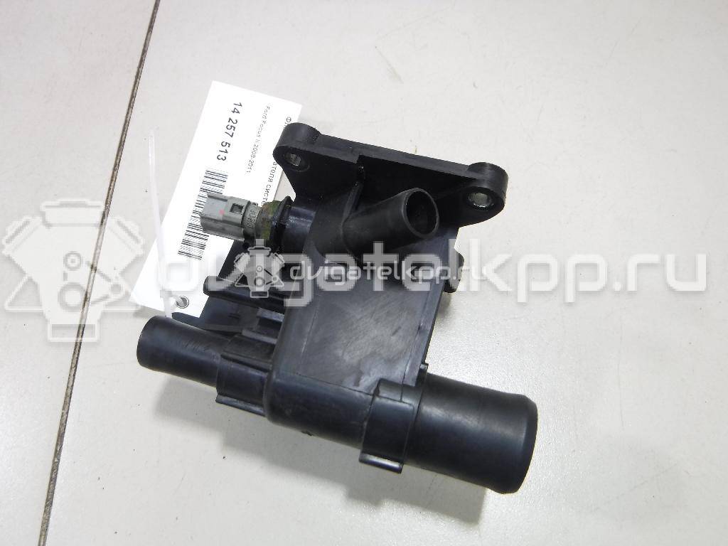 Фото Фланец двигателя системы охлаждения  6G9G8K556AA для volvo C30 {forloop.counter}}