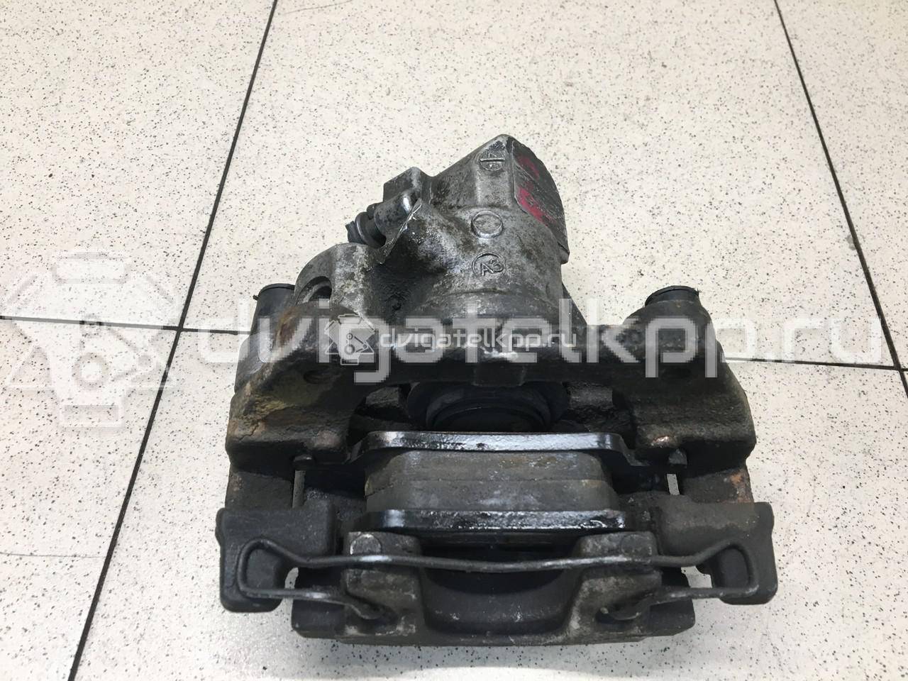 Фото Суппорт тормозной задний правый  36001766 для Volvo V50 Mw / C70 / C30 / S40 / V40 {forloop.counter}}