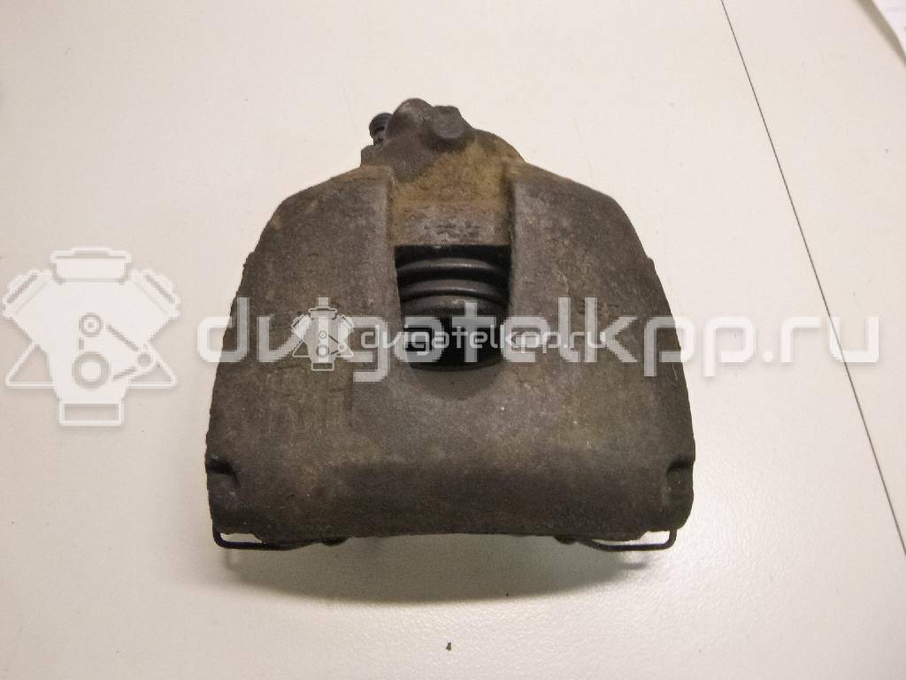 Фото Суппорт тормозной передний правый  1682875 для volvo C30 {forloop.counter}}