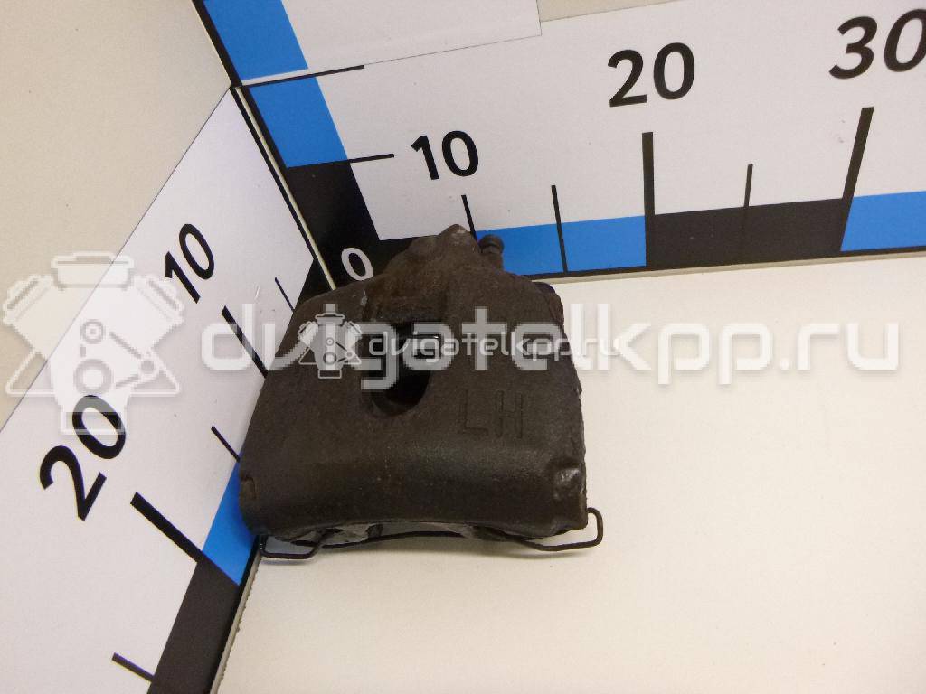 Фото Суппорт тормозной передний правый  1682875 для volvo C30 {forloop.counter}}