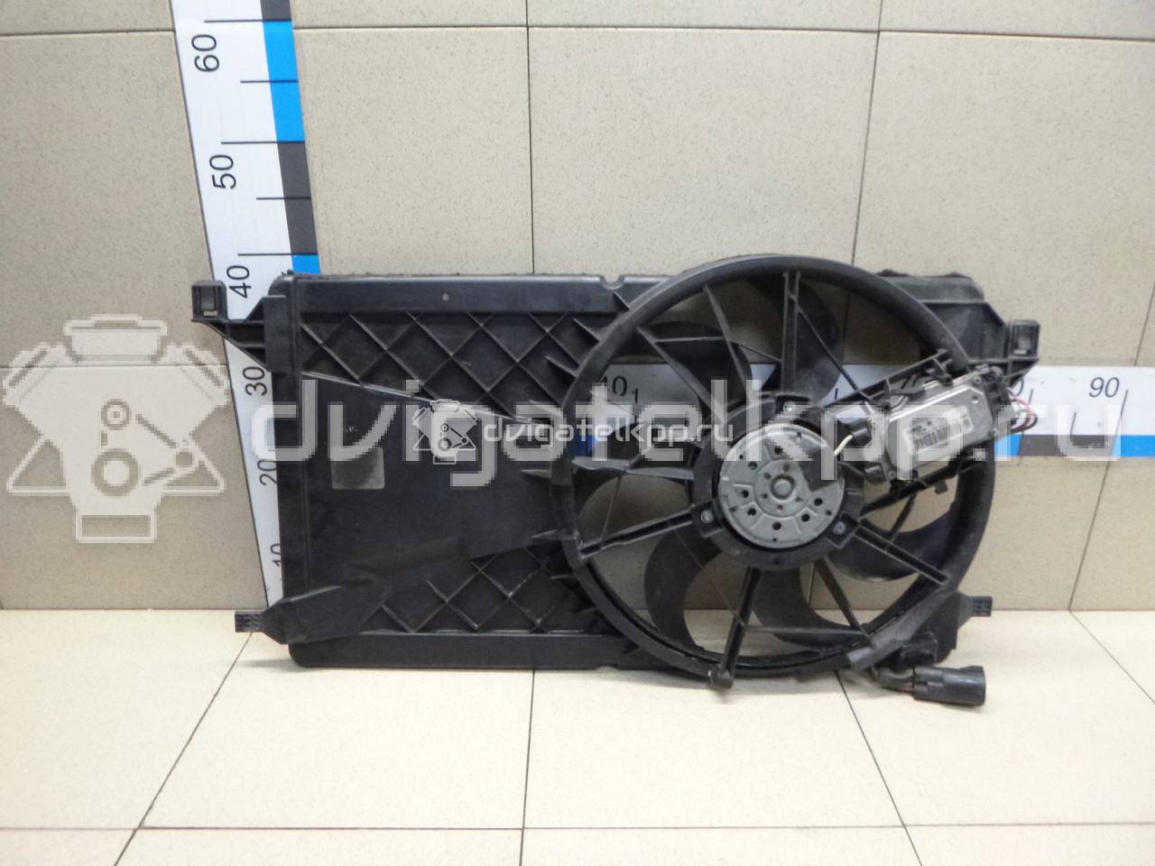 Фото Вентилятор радиатора  1530980 для volvo C30 {forloop.counter}}