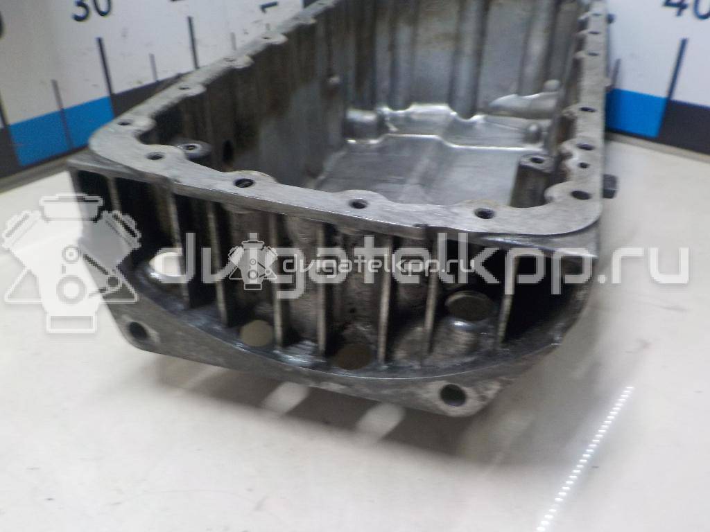 Фото Поддон масляный двигателя  30725818 для Volvo V50 Mw / C70 / V70 / C30 / S40 {forloop.counter}}