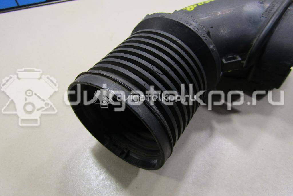 Фото Воздухозаборник (внутри)  30677340 для volvo S40 {forloop.counter}}