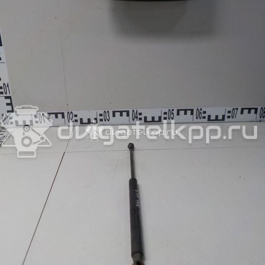 Фото Амортизатор двери багажника  30716189 для Volvo V50 Mw