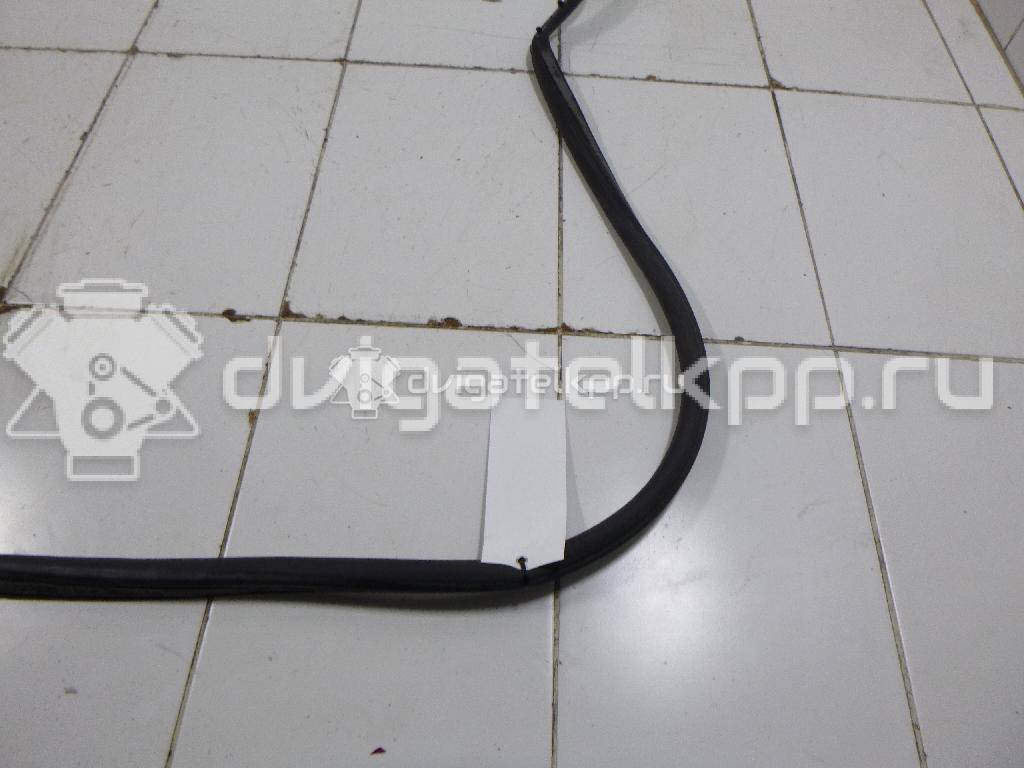 Фото Уплотнитель двери  8663778 для volvo S60 {forloop.counter}}