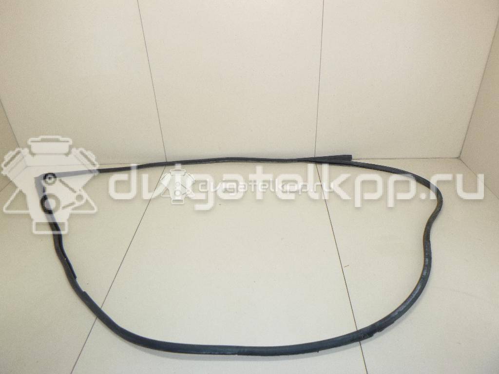 Фото Уплотнитель двери  30634690 для volvo S60 {forloop.counter}}