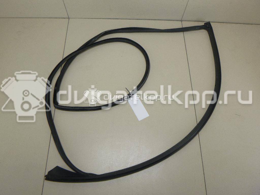 Фото Уплотнитель двери  30634691 для volvo S60 {forloop.counter}}